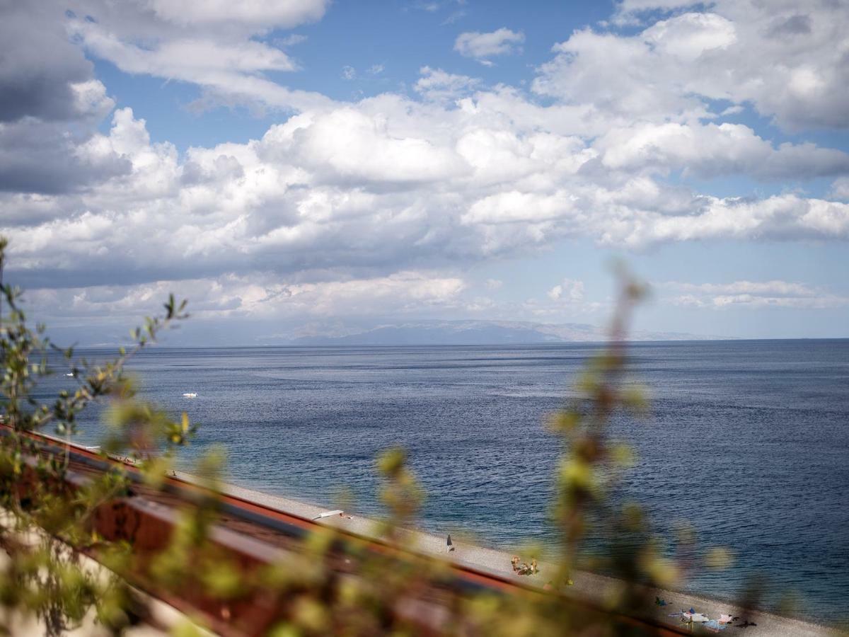 Marina Di Savoca Santa Teresa Di Riva Exterior foto