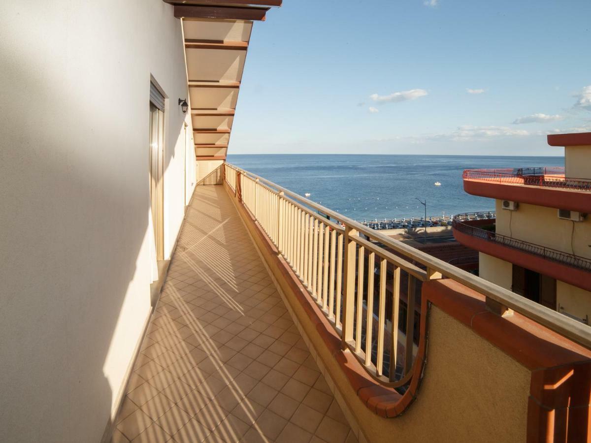 Marina Di Savoca Santa Teresa Di Riva Exterior foto